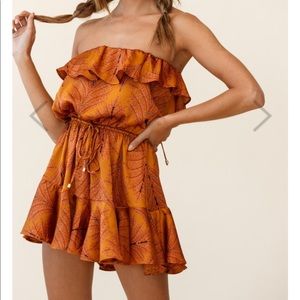 Selfie Leslie Burnt Orange Romper size Small (4)